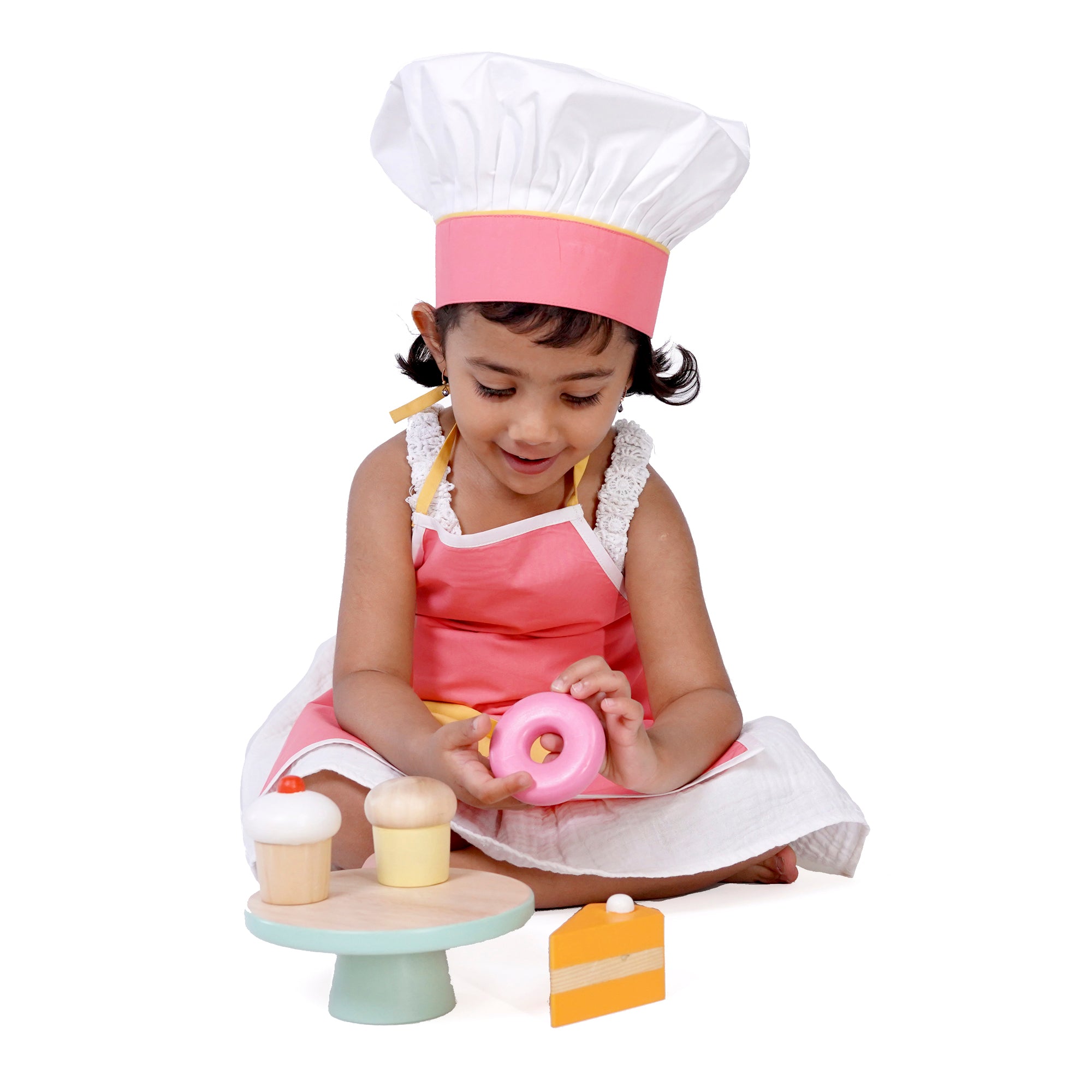 CHEF HAT APRON AND SWEETIE PIE DESSERT BUNDLE BOX