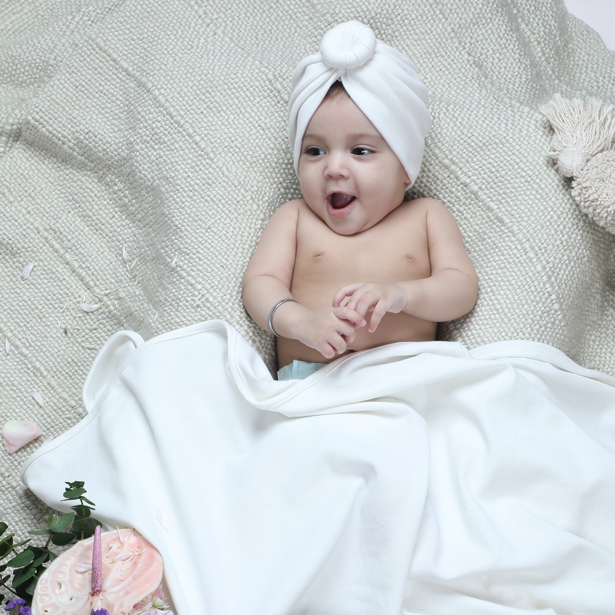 GUITAR RATTLE AND CREAM SWADDLE BLANKET BUNDLE BOX