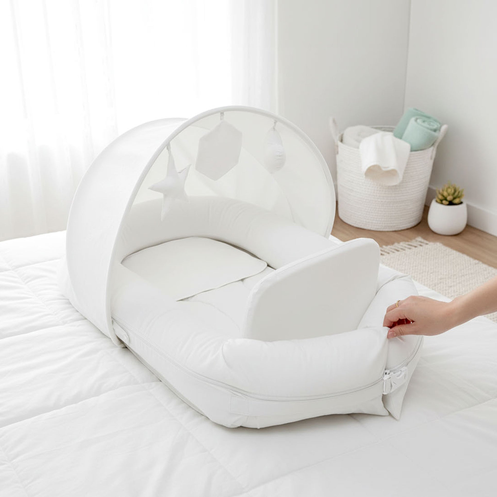 CREAM NESTO PAD CANOPY