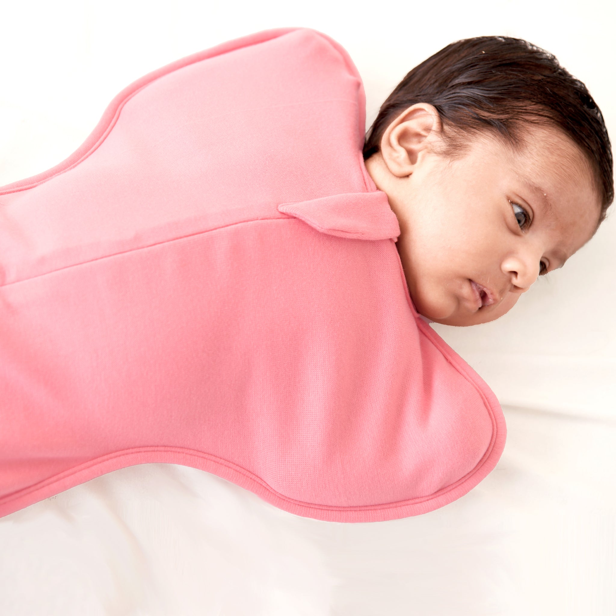 SLEEPING POD SWADDLE FOR BABIES (0.6 TOG) - DESSERT ROSE | TULO BABY