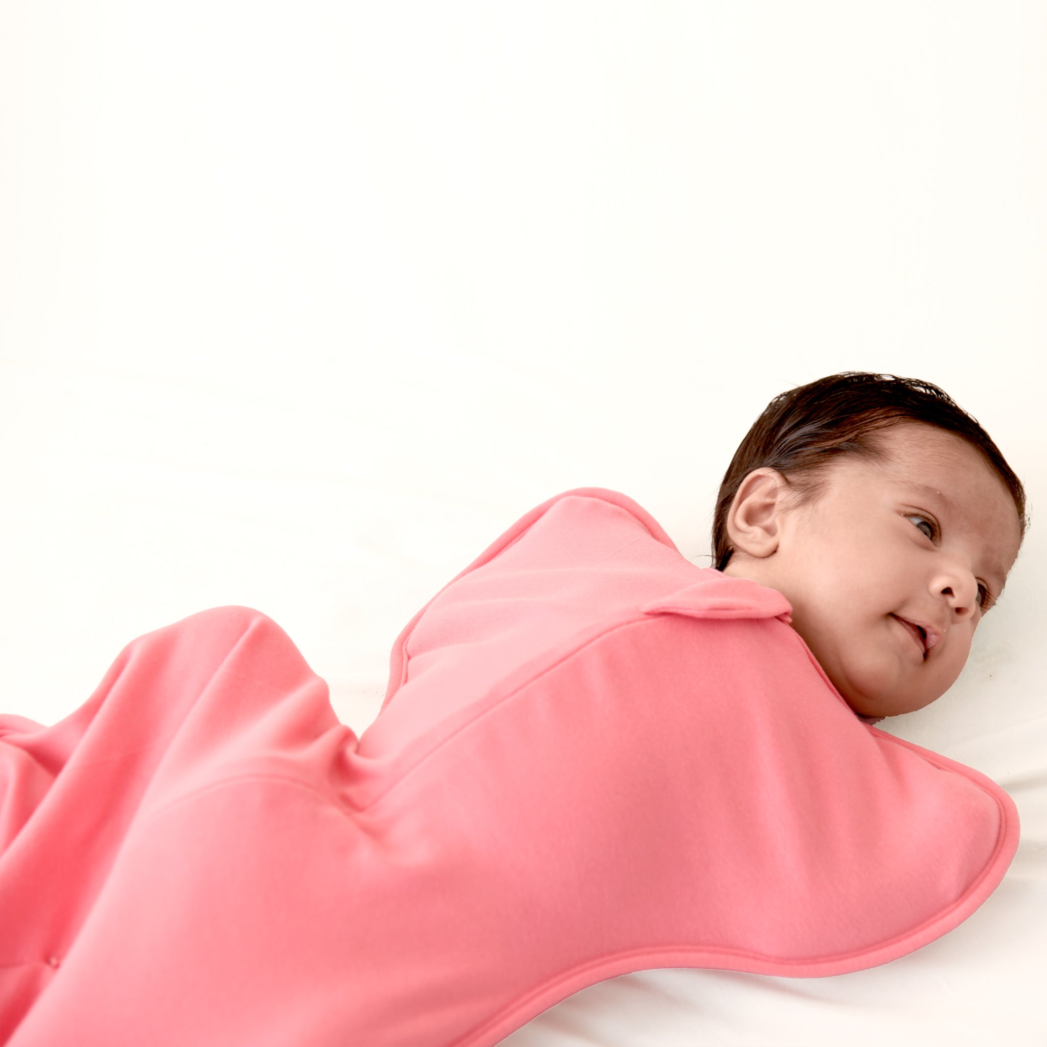 SLEEPING POD SWADDLE FOR BABIES (0.6 TOG) - DESSERT ROSE | TULO BABY