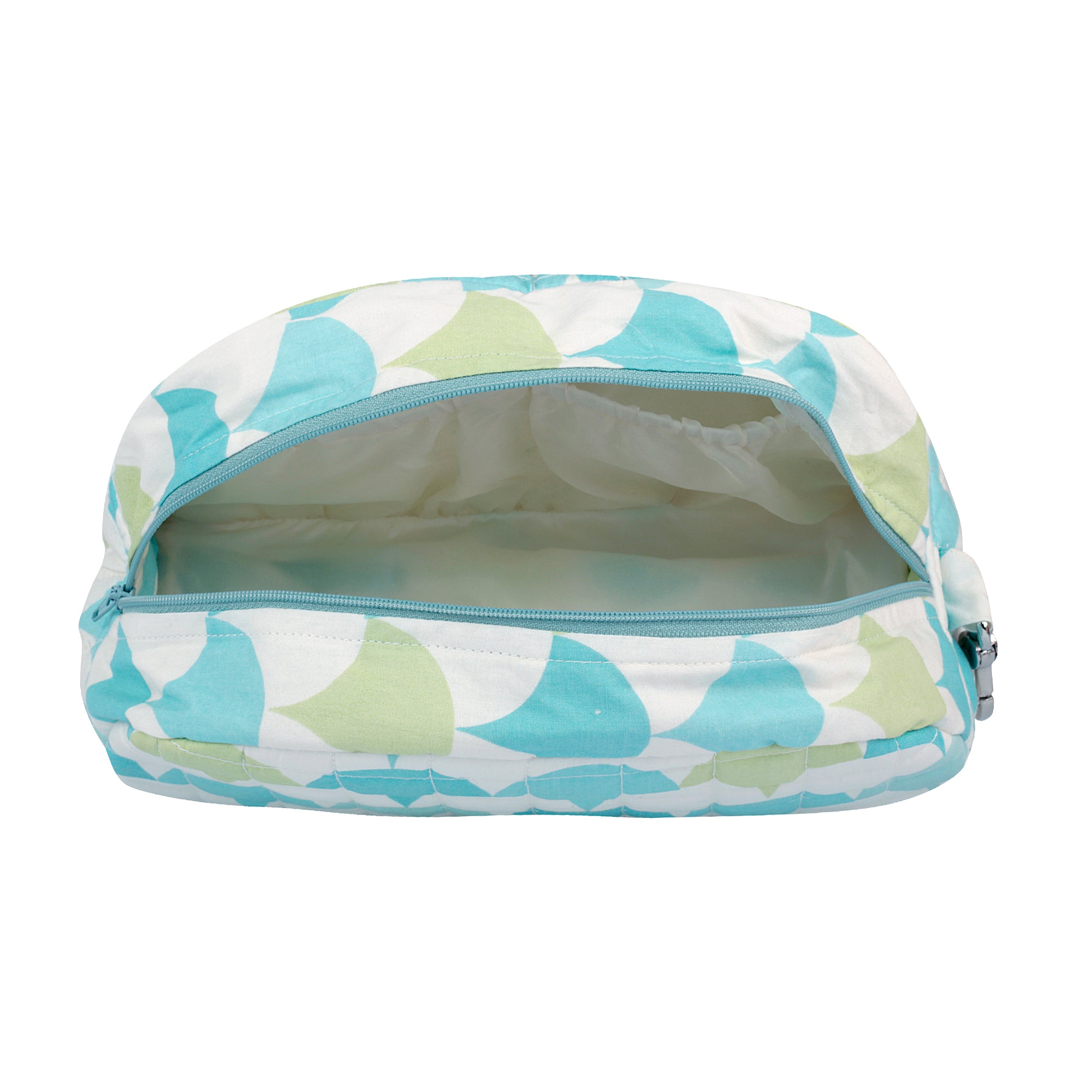 MELLOW GREEN SCALLOP TRAVEL VANITY BAG