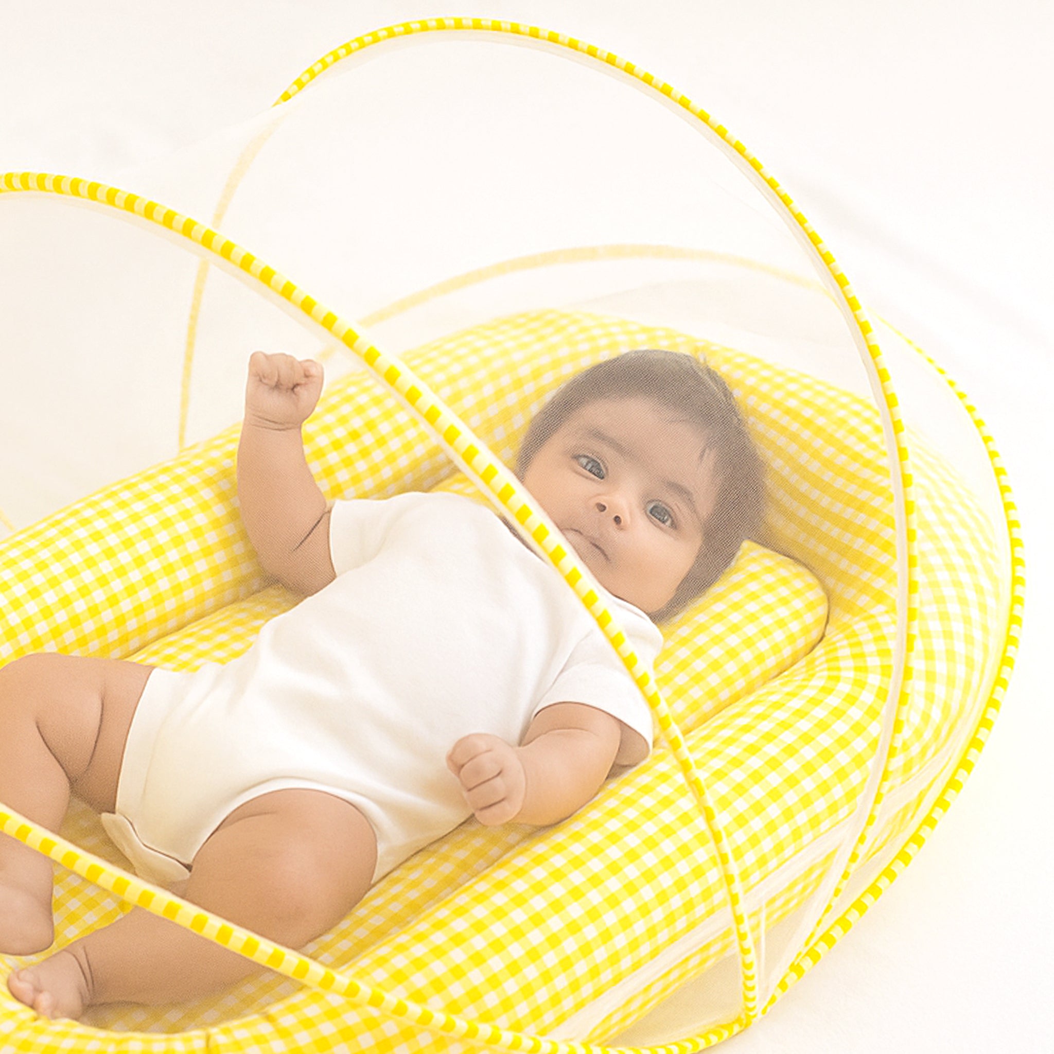 YELLOW GINGHAM NESTO PAD MOSQUITO NET