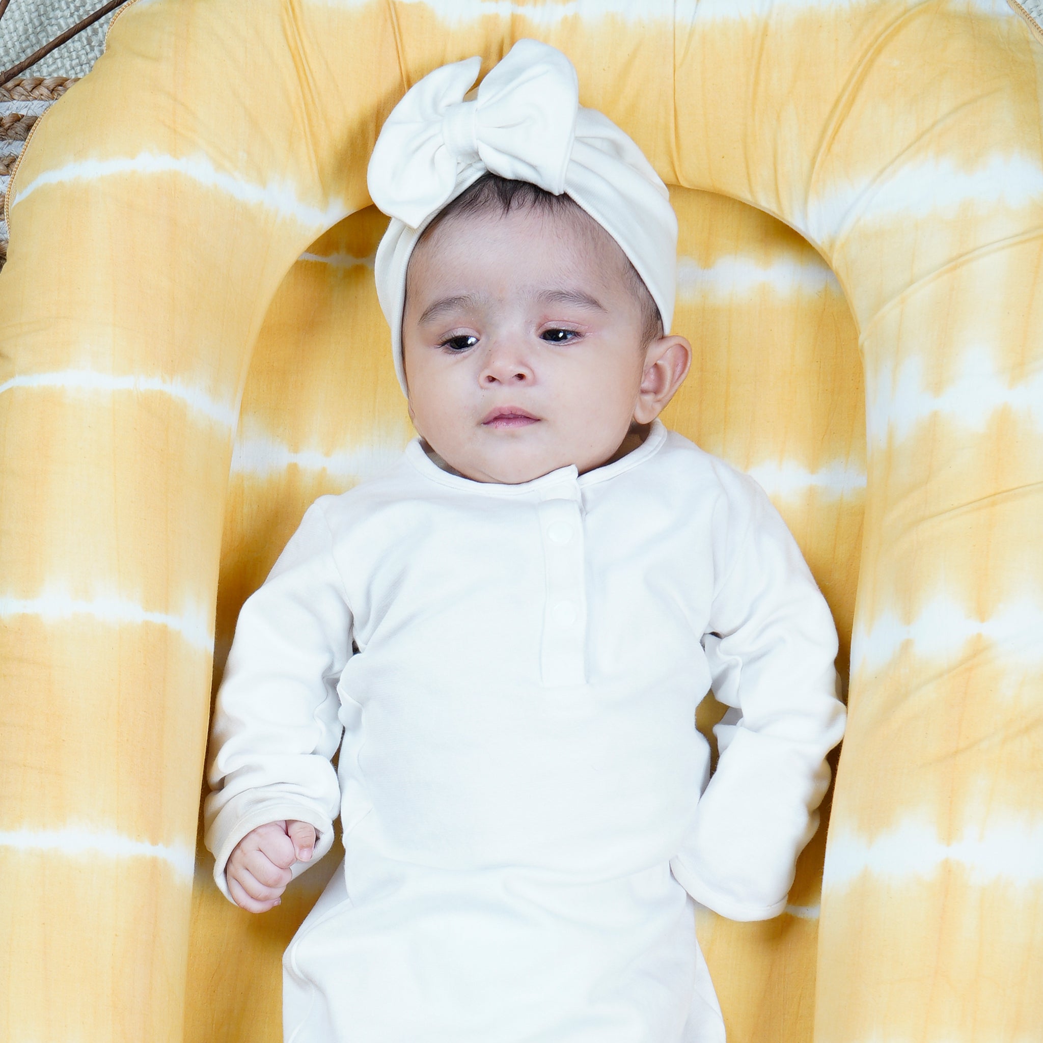 CREAM BOW TURBAN