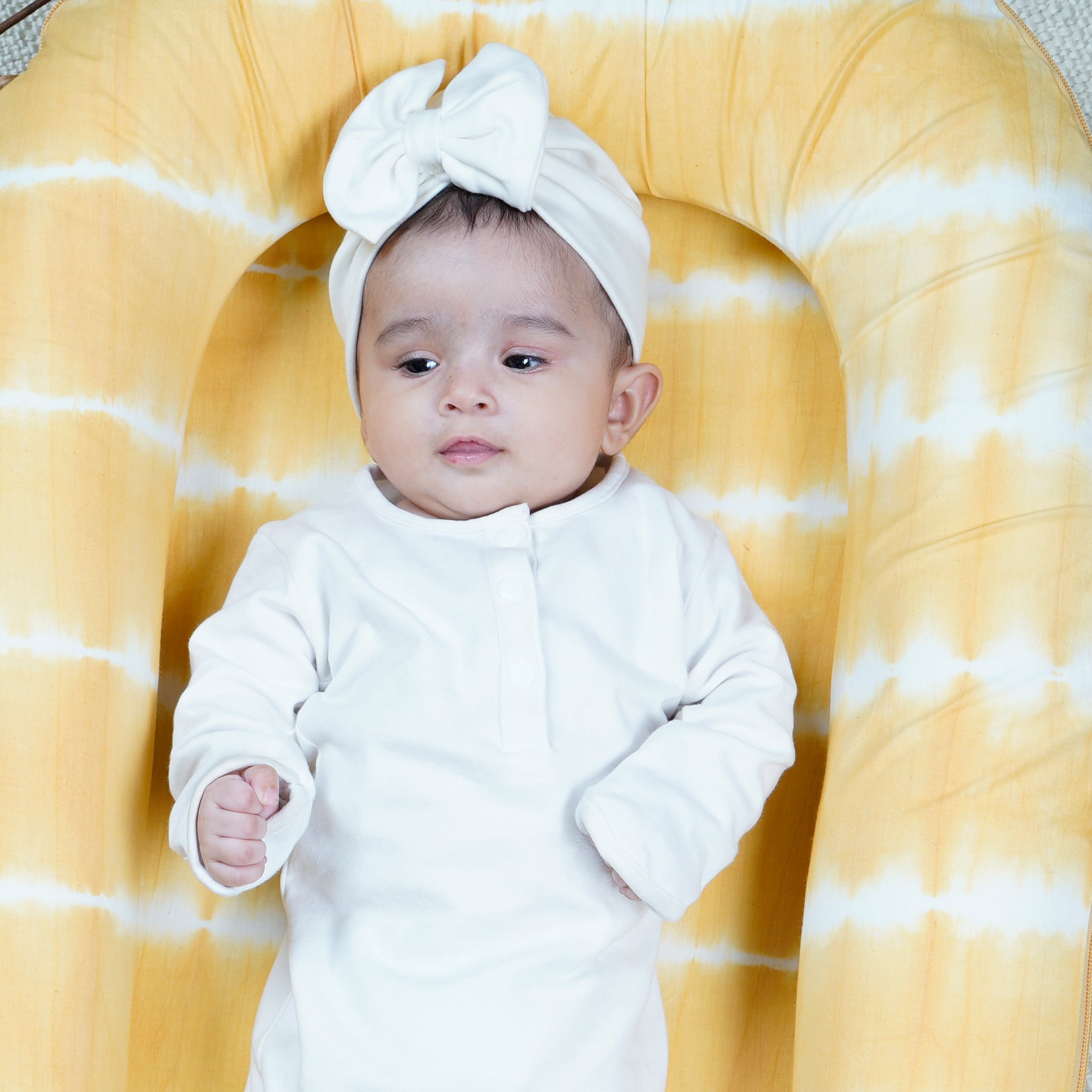 CREAM BOW TURBAN