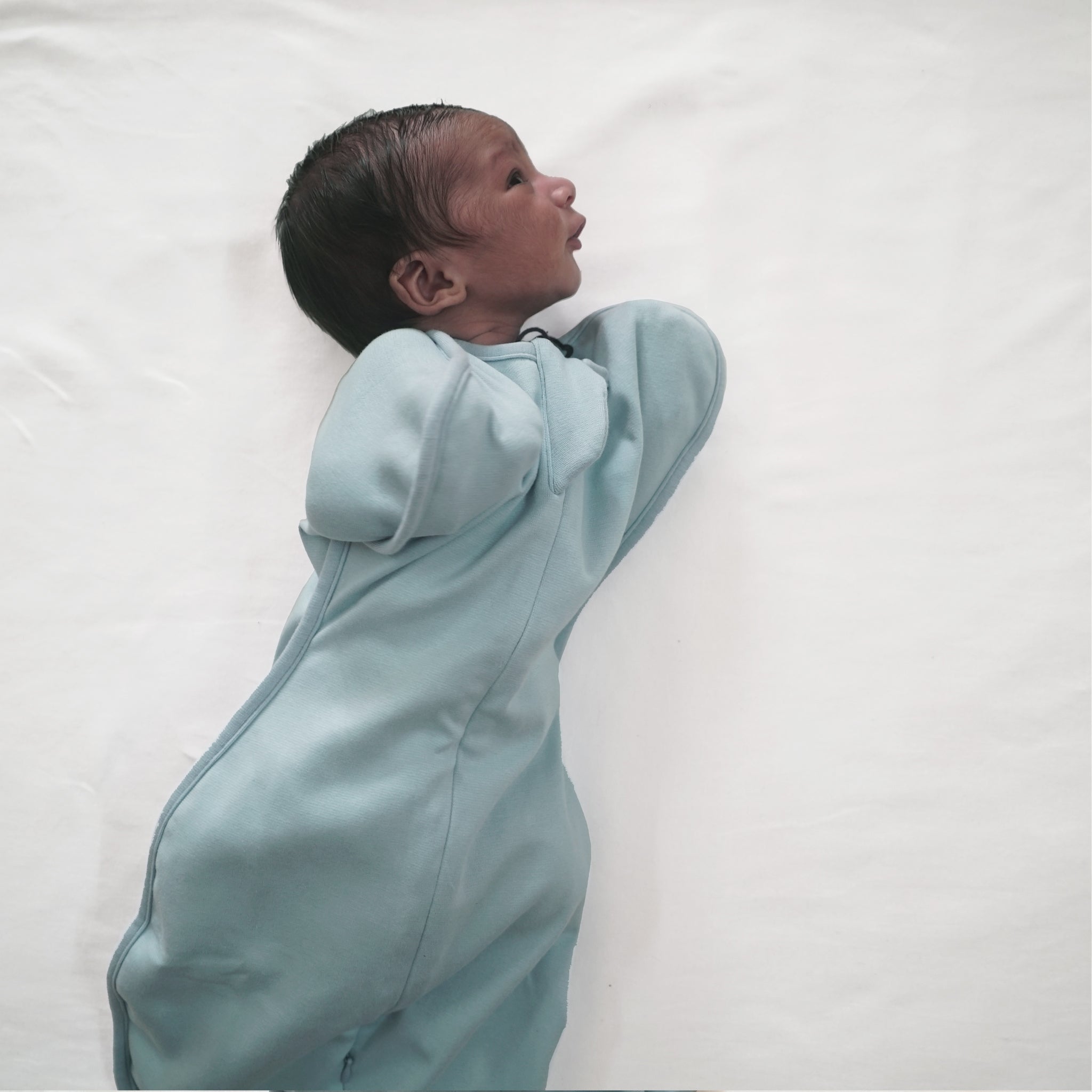 DUSK BLUE SLEEPING POD SWADDLE FOR BABIES