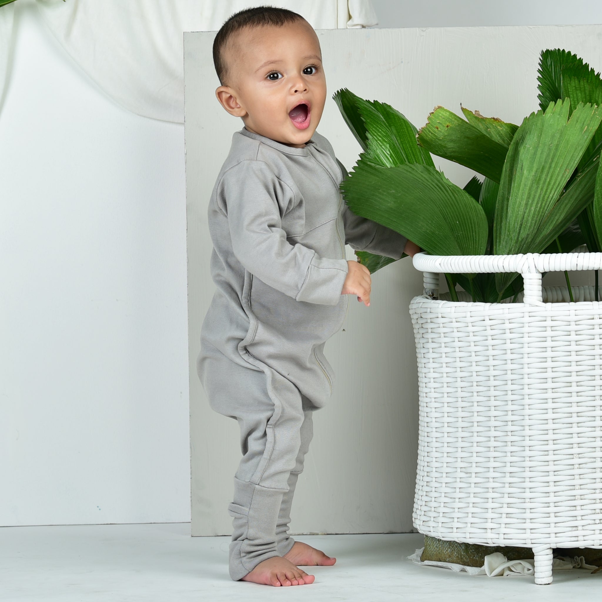 SMOKY GREY SLEEPSUIT