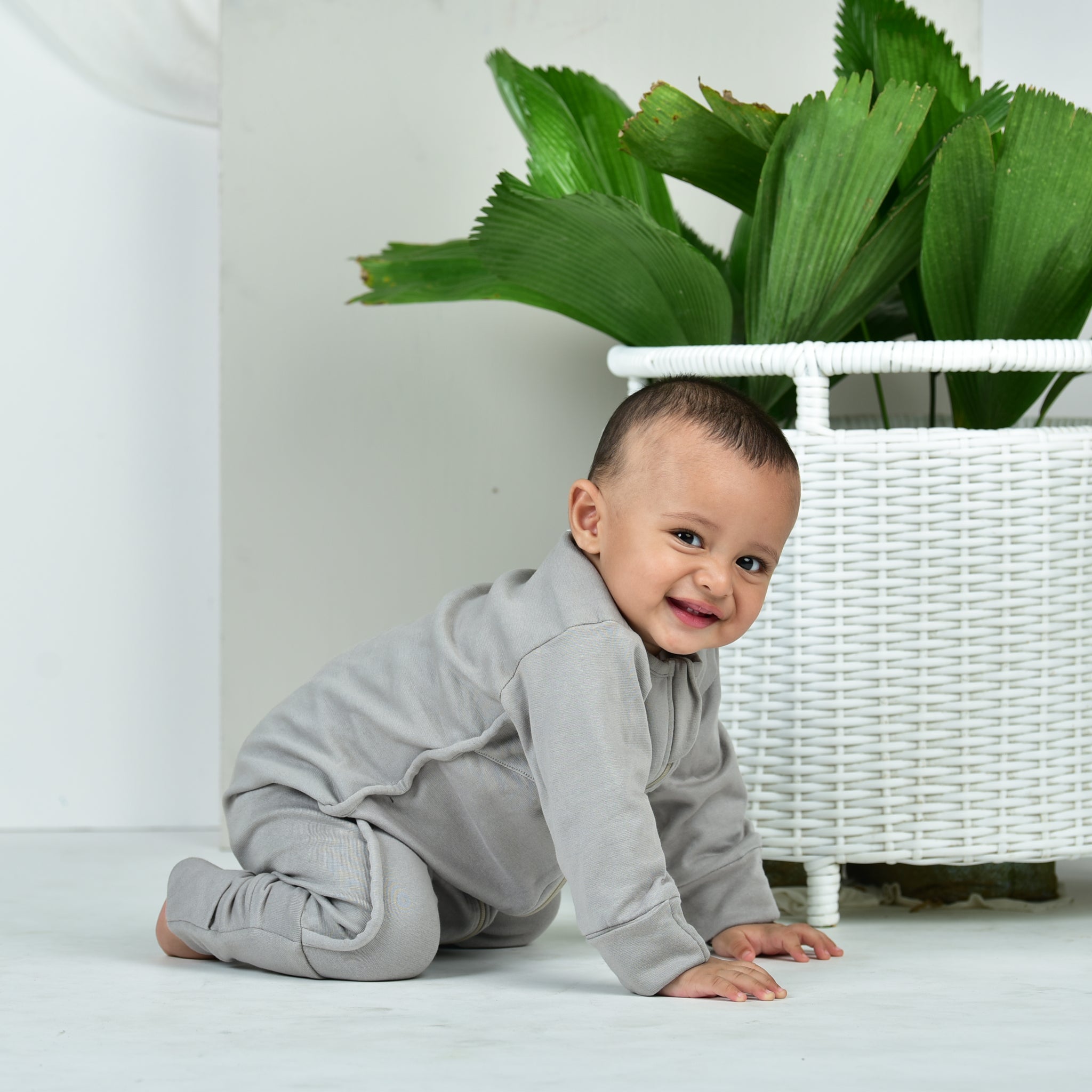 SMOKY GREY SLEEPSUIT
