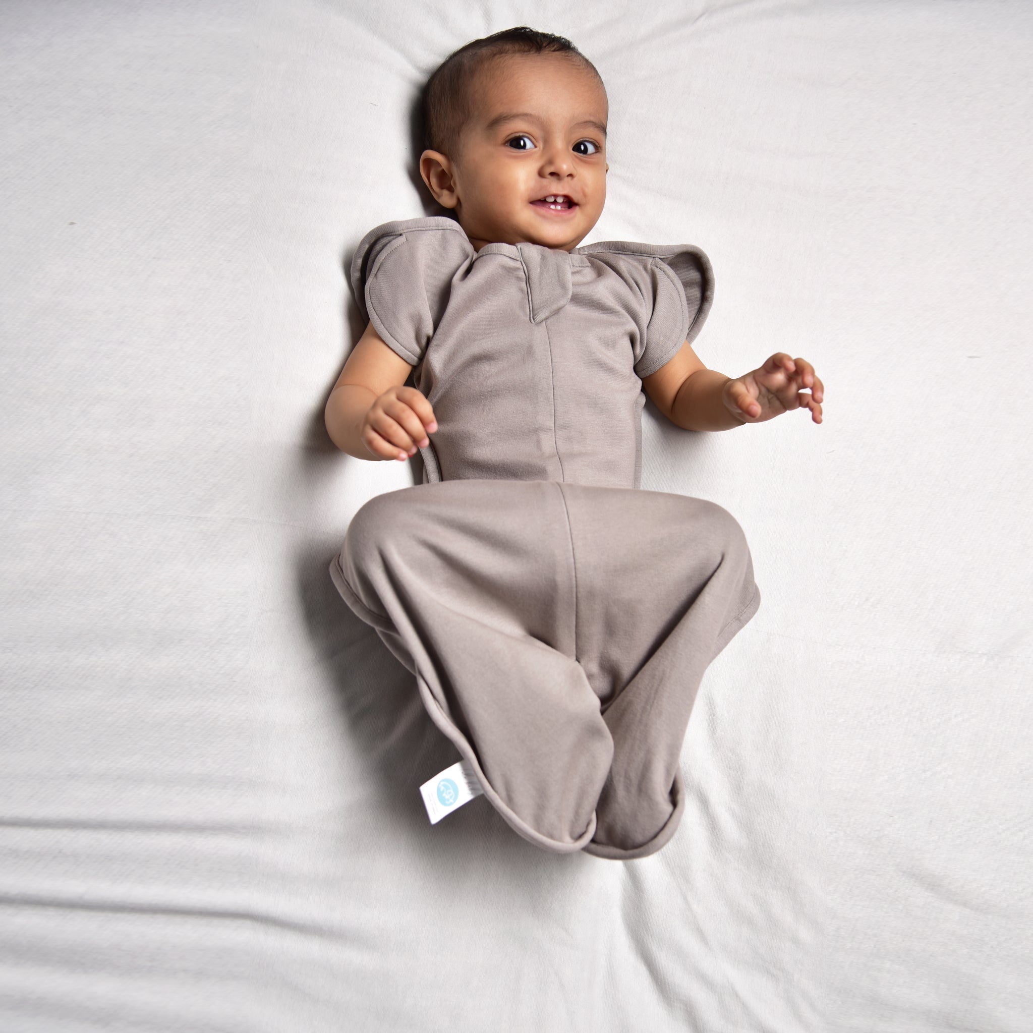SMOKY GREY TRANSITIONAL POD