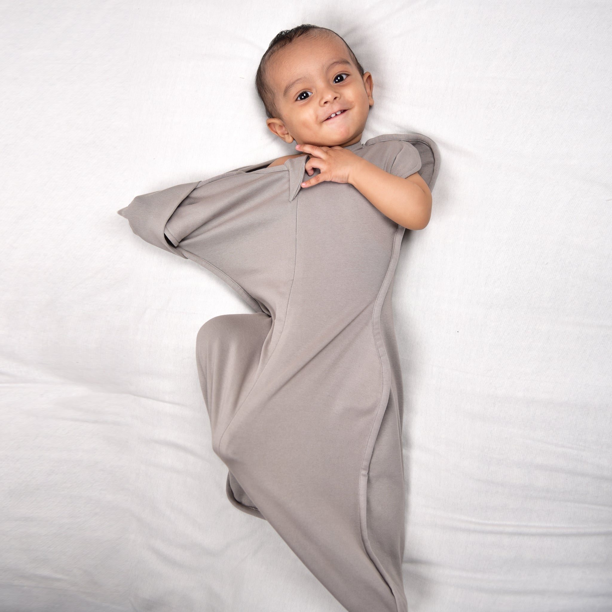 SMOKY GREY TRANSITIONAL POD