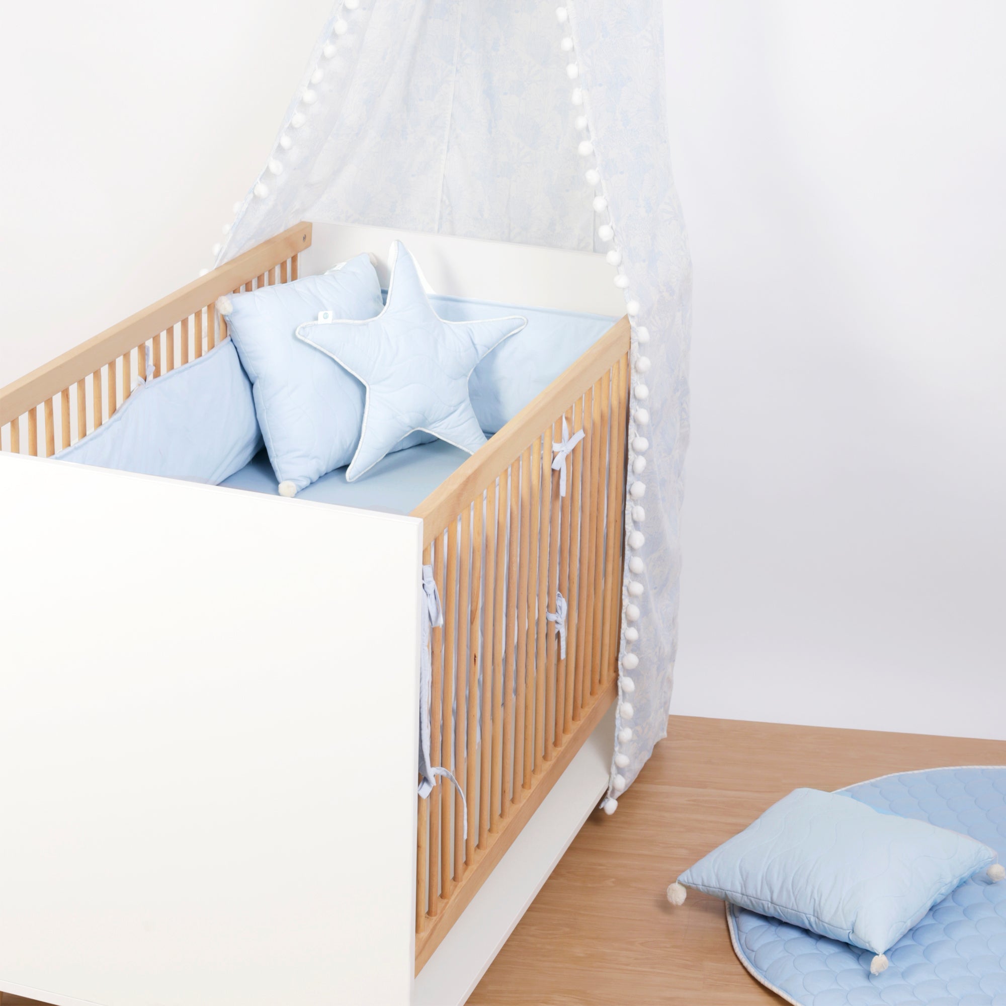BABY BLUE CRIB BUMPER - TULO BABY
