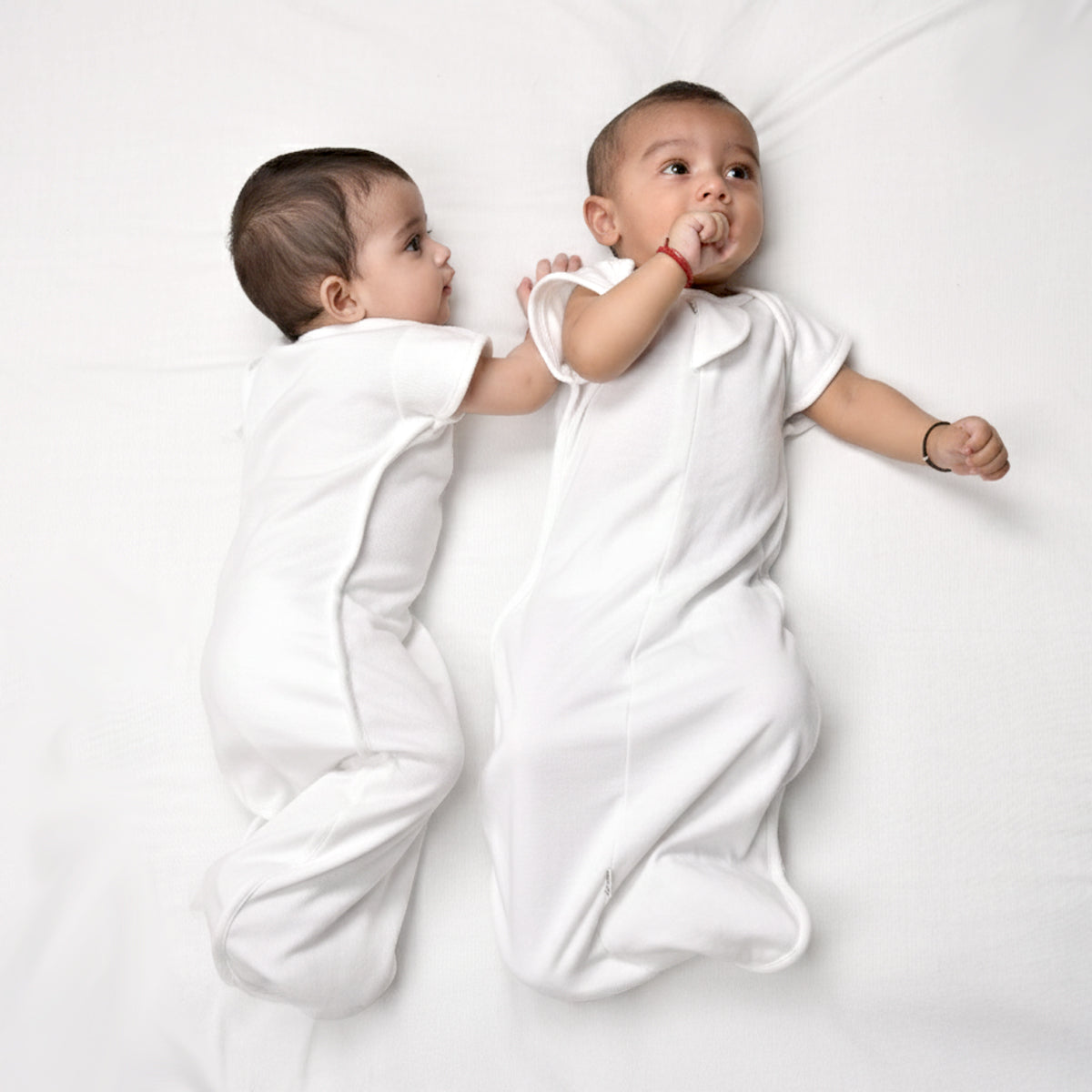 TRANSITIONAL POD SWADDLE FOR BABIES (1.2 TOG) - CREAM | TULO BABY