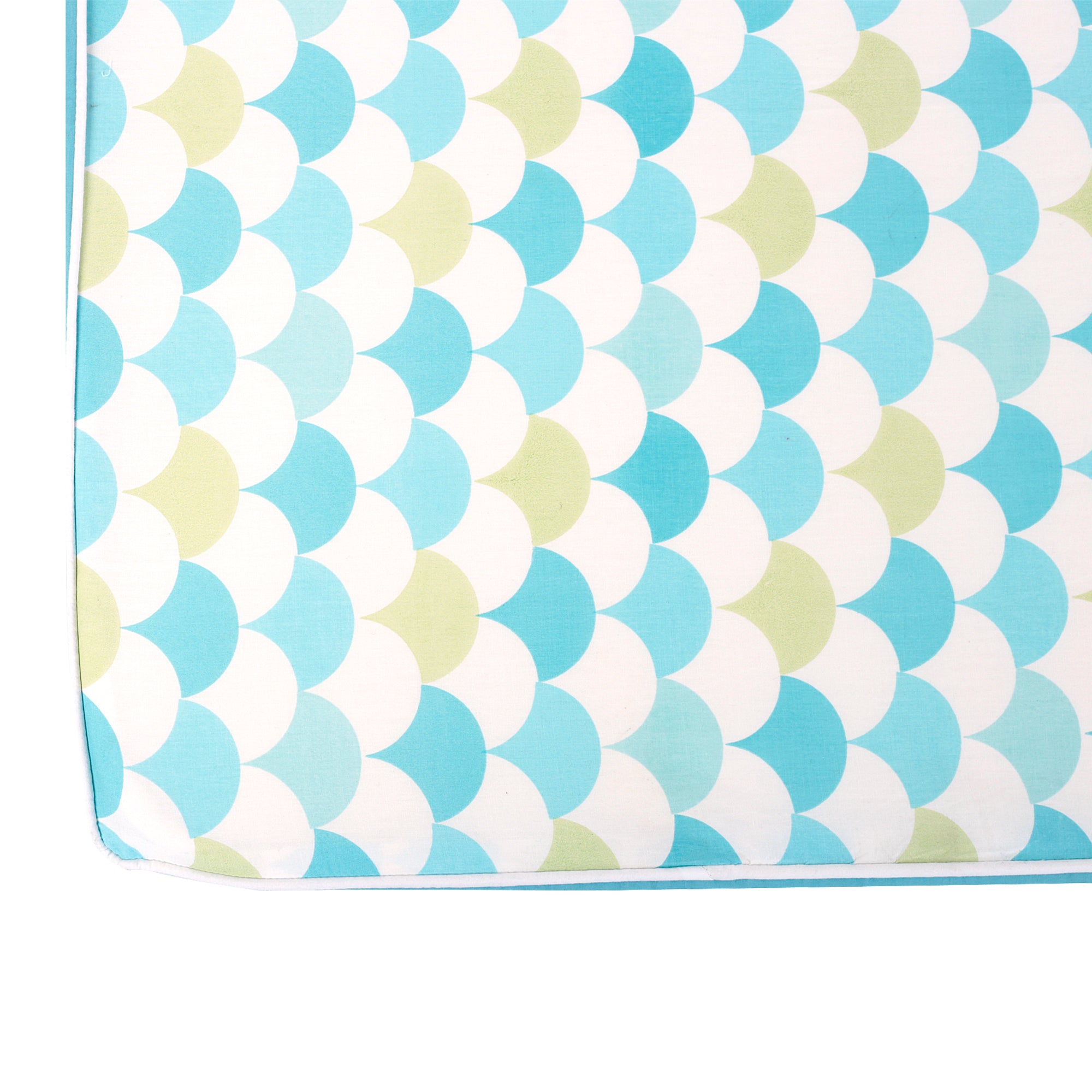 MELLOW GREEN SCALLOP FITTED CRIB SHEET