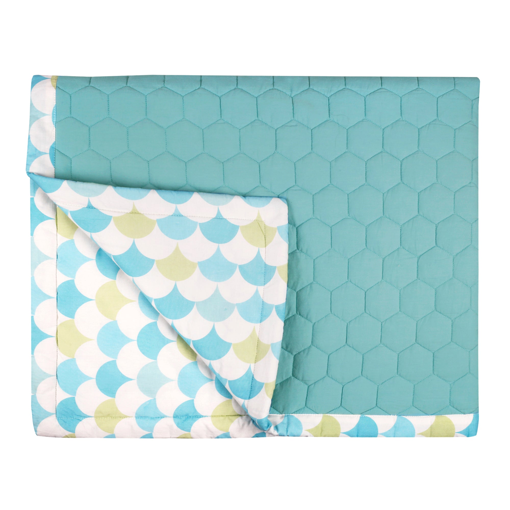 CANTON GREEN SCALLOP QUILT