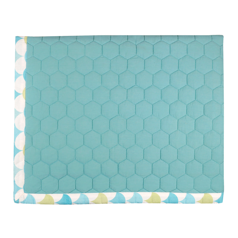 CANTON GREEN SCALLOP QUILT