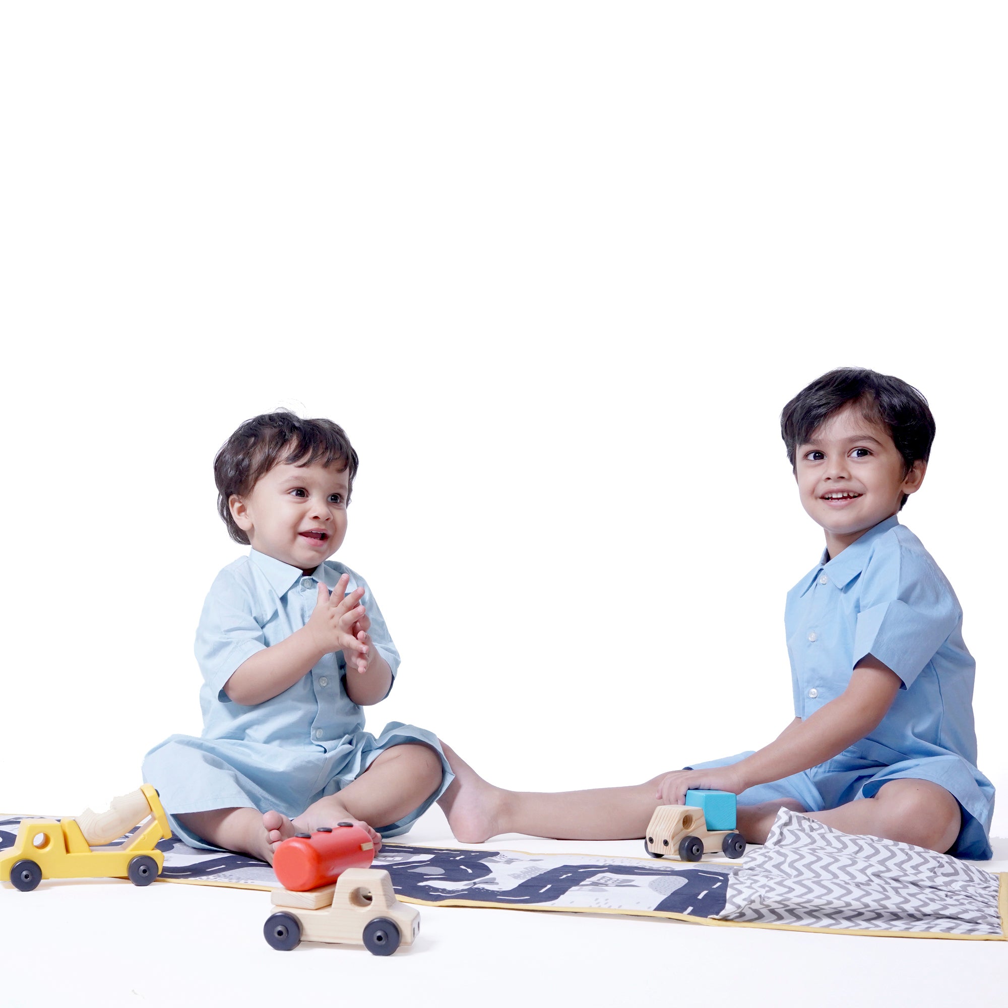 FIRST WHEELS AND ROAD PLAY MAT BUNDLE BOX