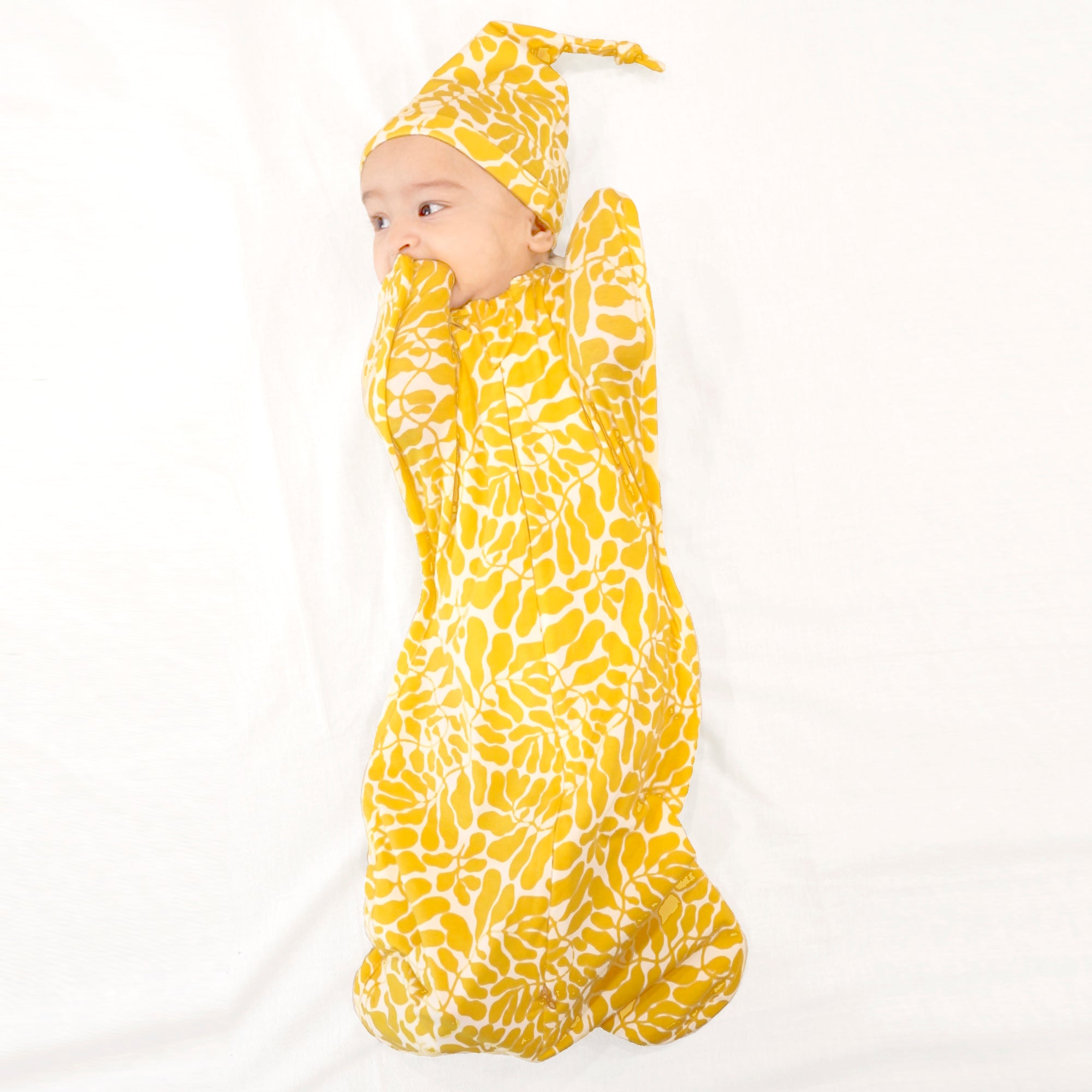 YOLK YELLOW FERN SLEEPING POD SWADDLE FOR BABIES