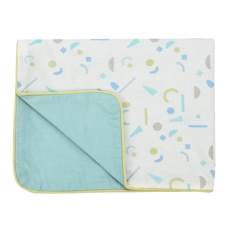 MELLOW GREEN GEOMETRY COTTON BLANKET